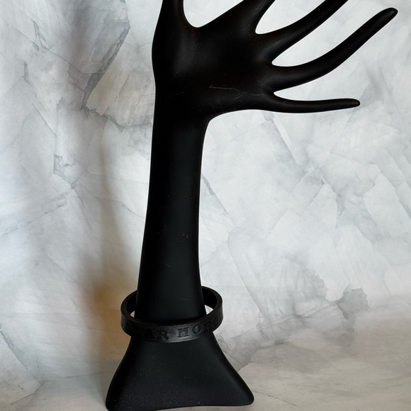 Game of Thrones Bracelet - Picture 1 of 4